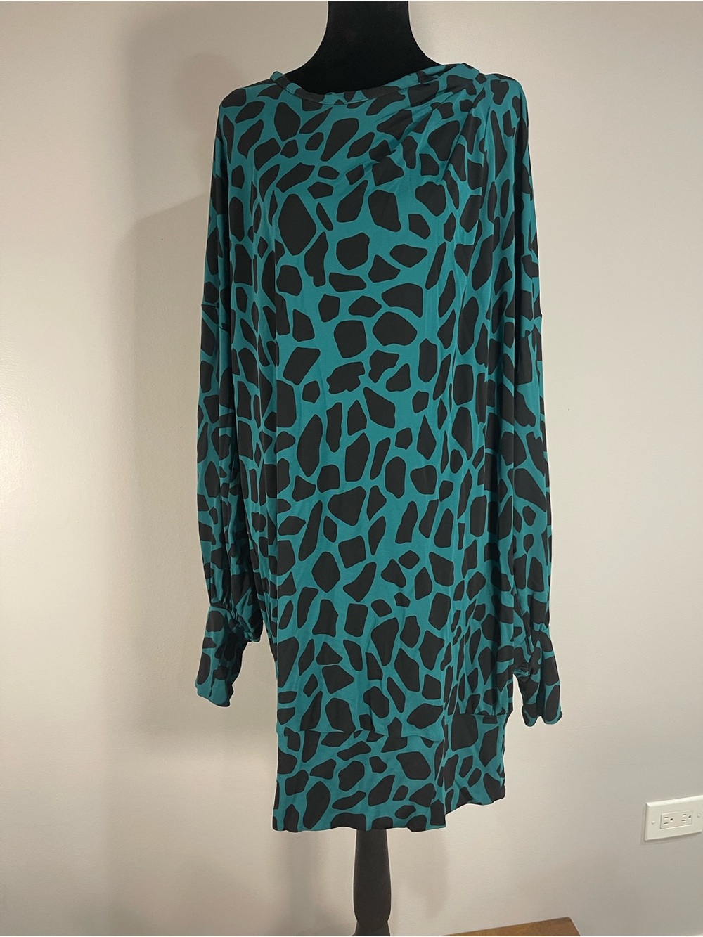Diane Von Furstenberg Teal and Black Animal Print Long Sleeve Dress